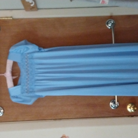 Vintage VANITY FAIR Nightgown, Gorgeous Blue with Embroidery - Picture 4 of 7